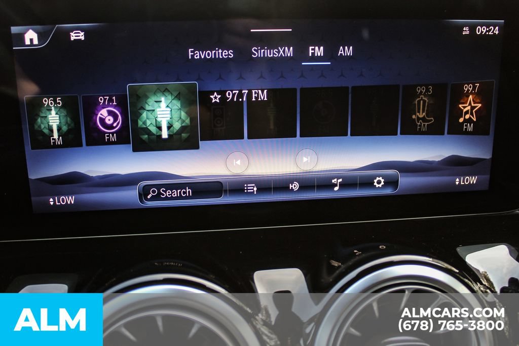 Used 2025 Mercedes-Benz GLA 250 image 33