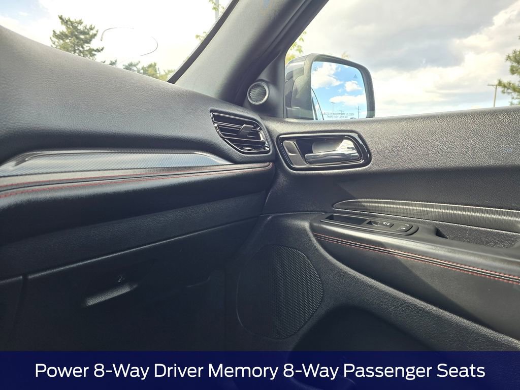 Used 2025 Dodge Durango R/T AWD/4WD image 32