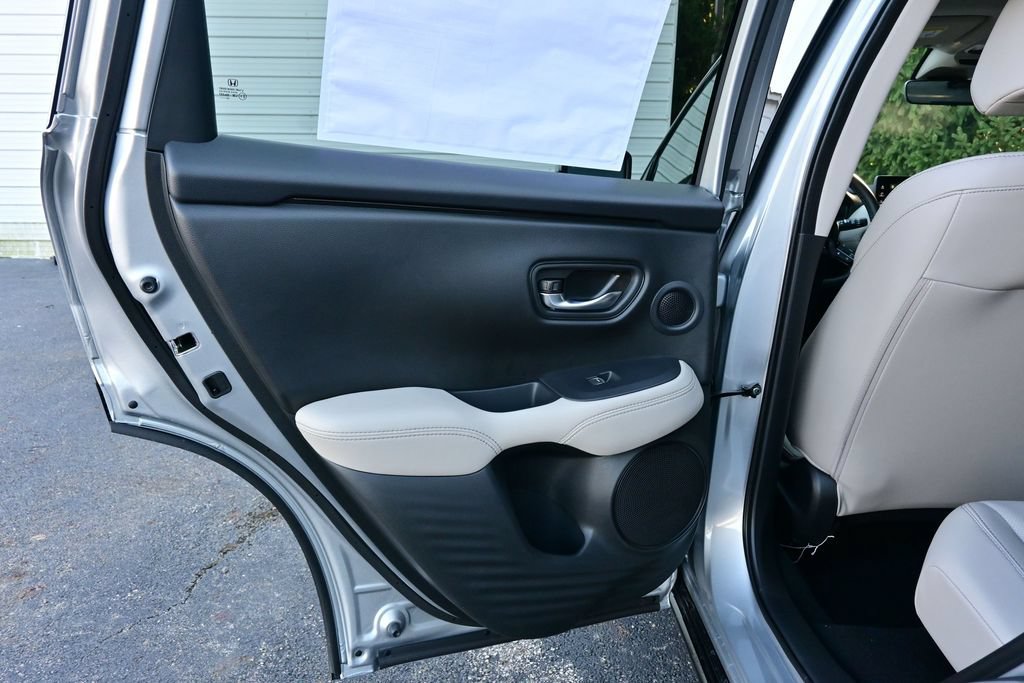 New 2027 Honda HR-V EX-L image 14