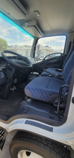 New 2025 Chevrolet Low Cab Forward 5500XG RWD image 7