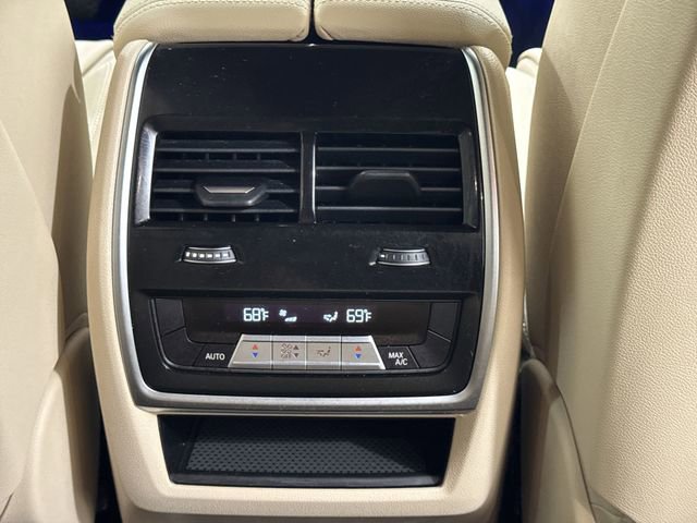 Used 2022 BMW X5 sDrive40i w/ Premium Package RWD image 22