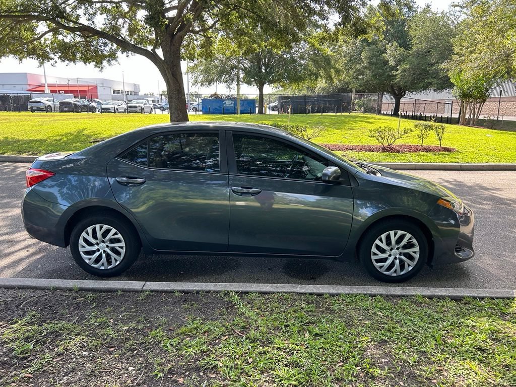Used 2019 Toyota Corolla LE FWD image 7