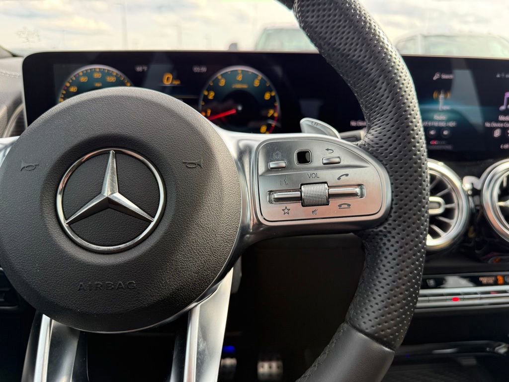 Used 2021 Mercedes-Benz GLB 35 AMG 4MATIC image 26