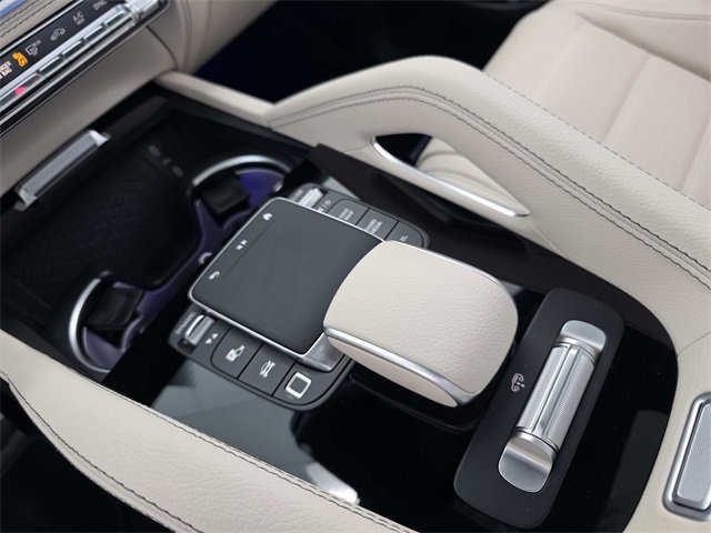 New 2026 Mercedes-Benz GLS 580 4MATIC image 9