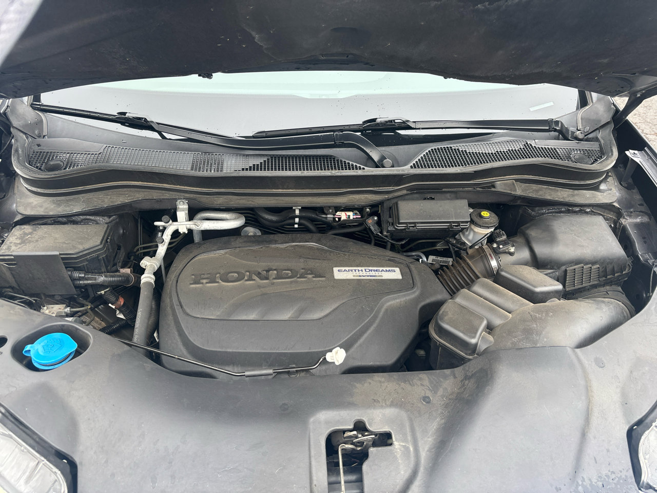 Used 2019 Honda Pilot Touring image 16