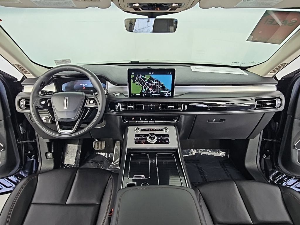 Used 2023 Lincoln Aviator AWD w/ Premium Package image 26