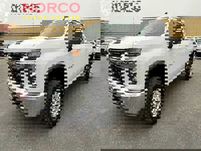 Used 2023 Chevrolet Silverado 2500 LT w/ All Star Edition image 4