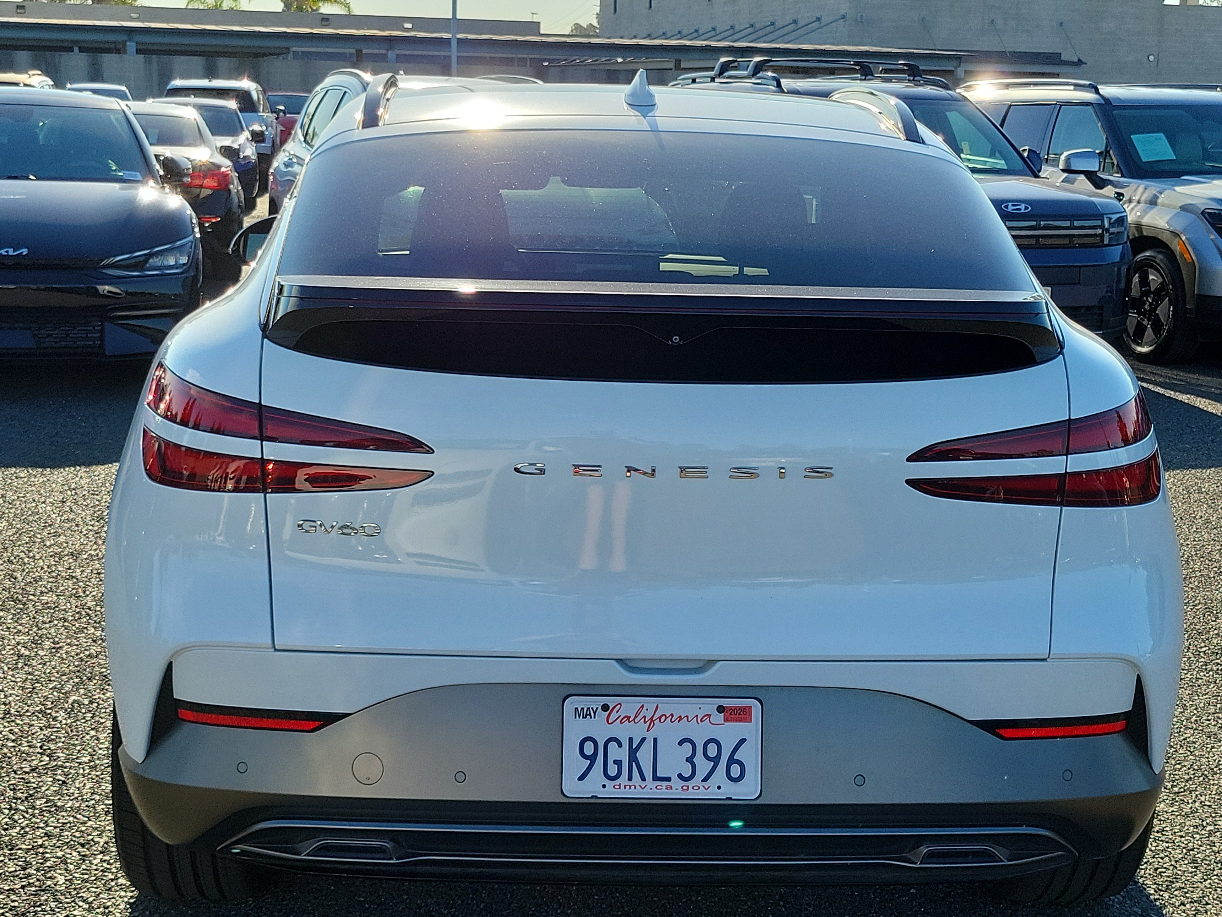 Certified 2023 Genesis GV60 Advanced AWD/4WD image 5