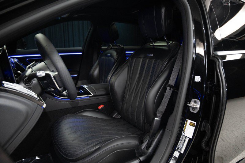 New 2026 Mercedes-Benz S 63 AMG S image 12