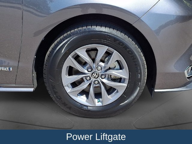 Used 2021 Toyota Sienna XLE FWD image 10