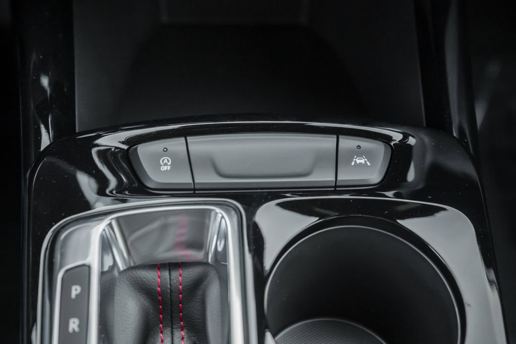 New 2026 Chevrolet Trax RS w/ Driver Confidence Package FWD image 29