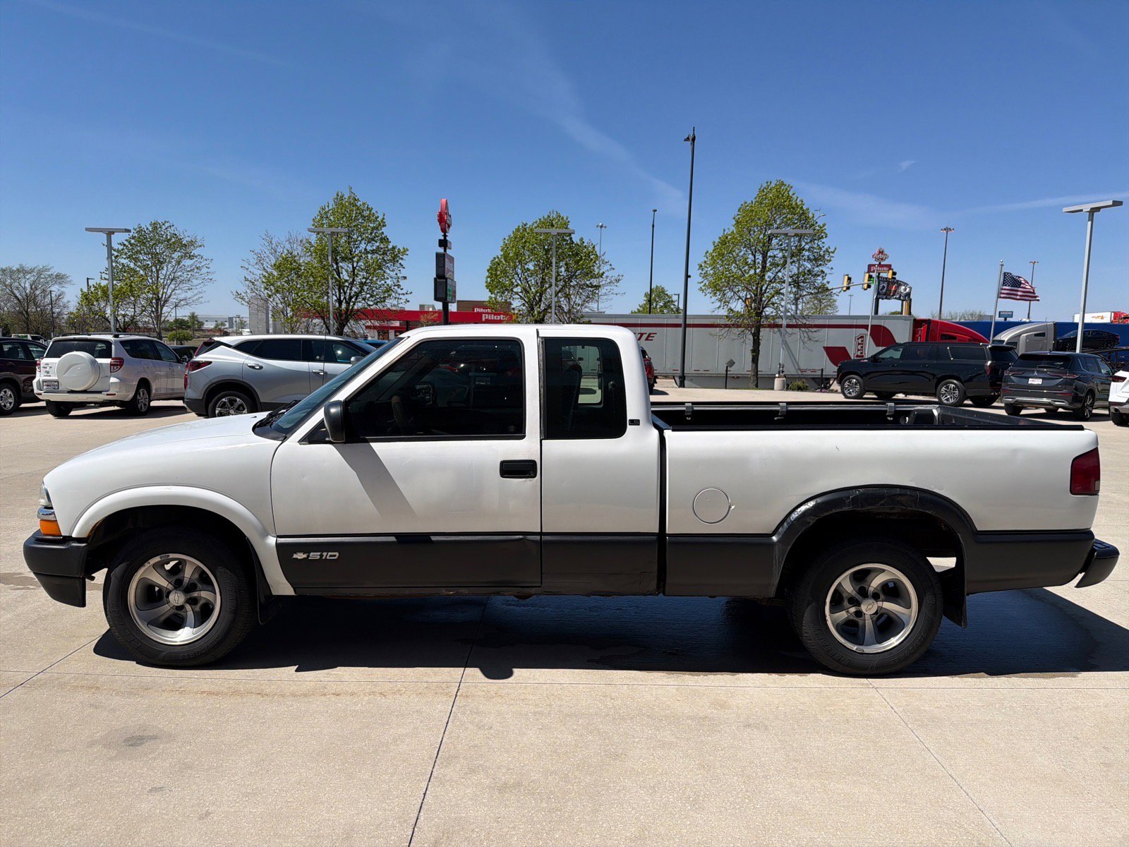 Used 2001 Chevrolet S10 Pickup LS w/ Preferred Equipment Group RWD image 5