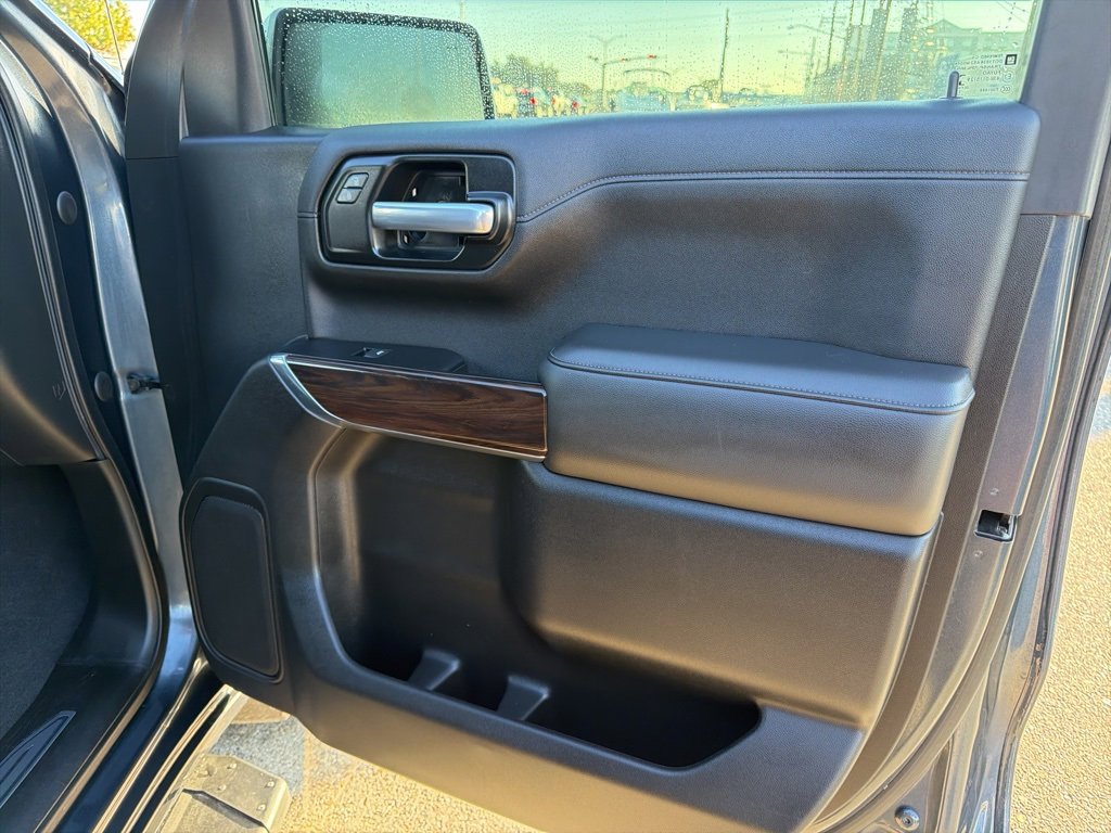 Used 2020 GMC Sierra 1500 SLT image 18