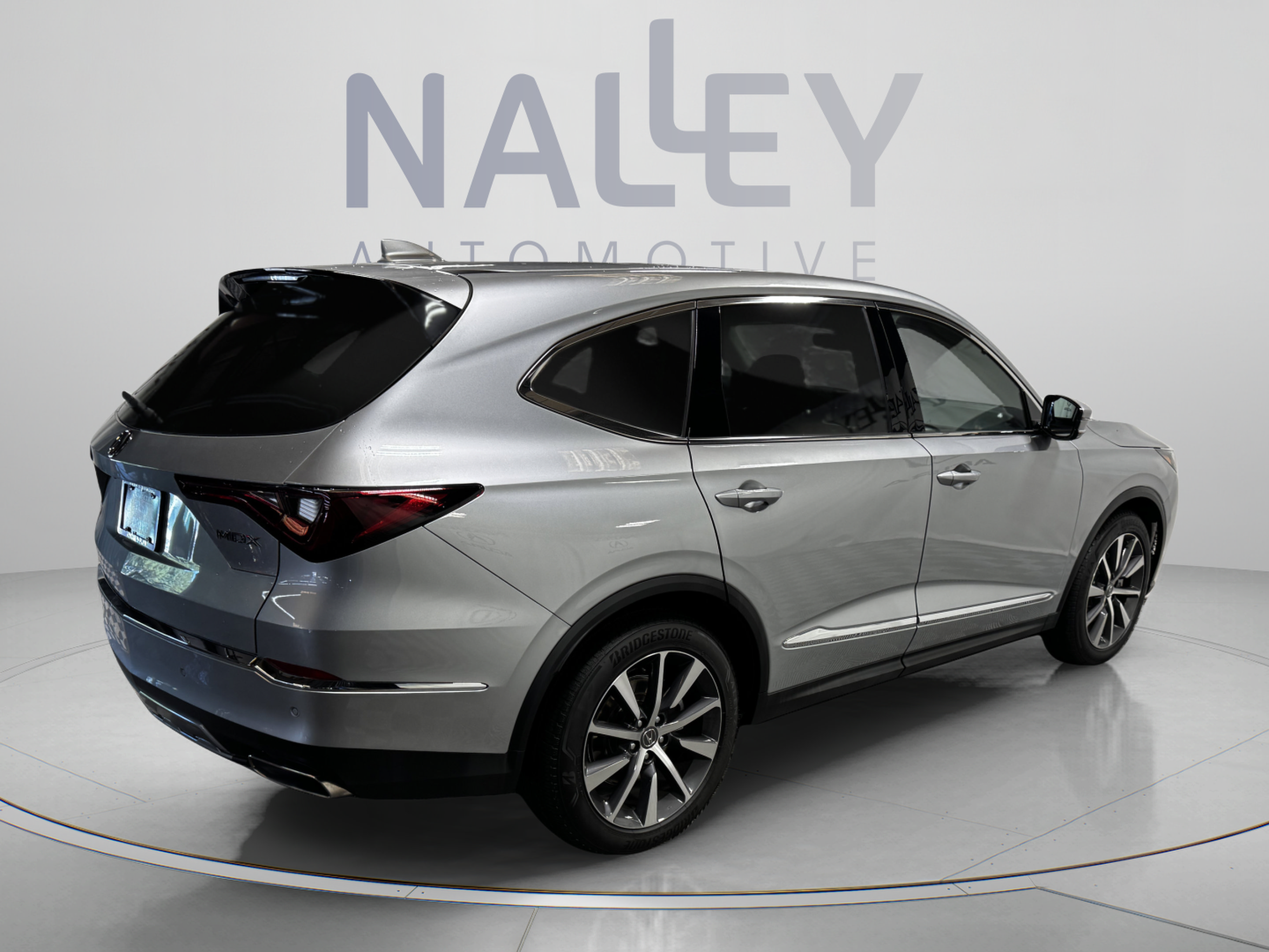 Certified 2026 Acura MDX w/ Technology Package FWD image 5