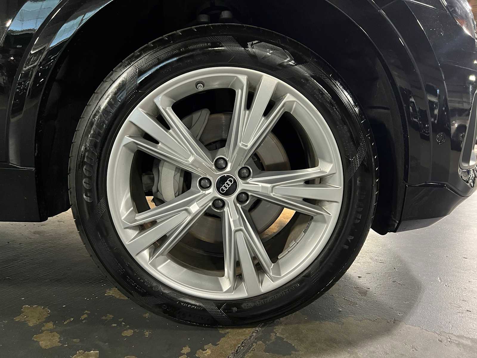 Used 2022 Audi Q8 Premium Plus w/ Premium Plus Package image 8