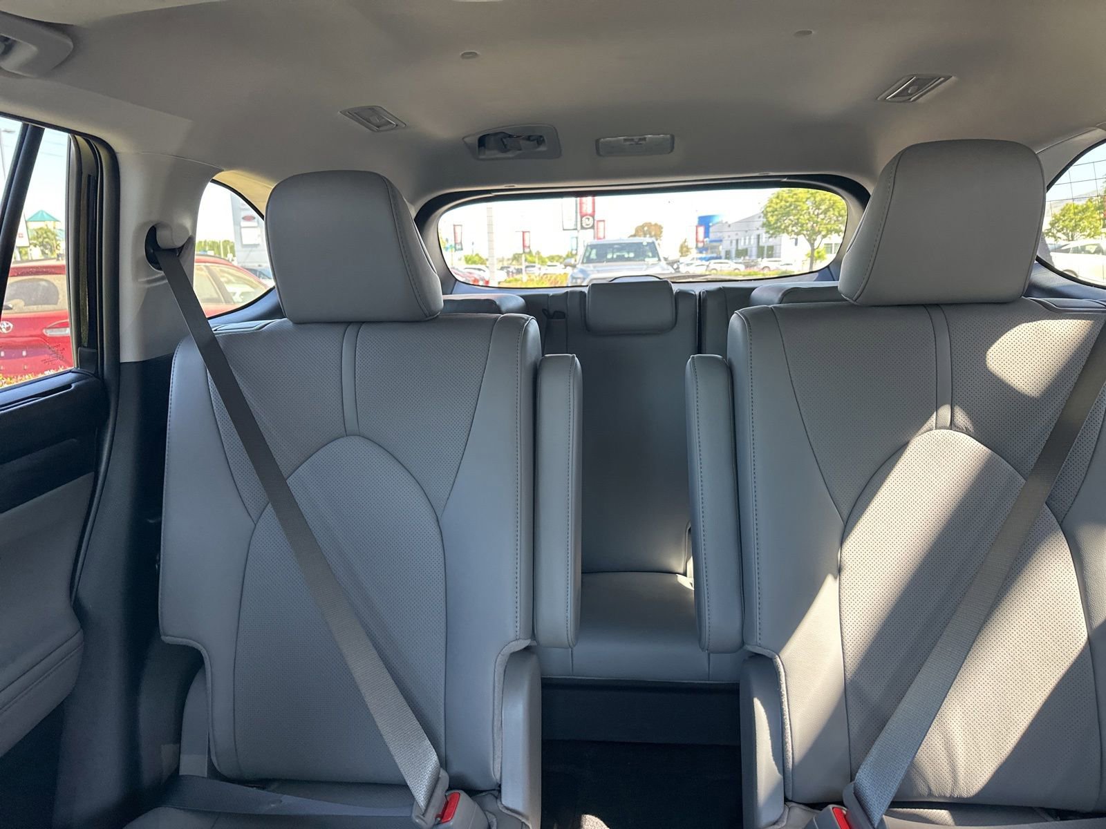 Certified 2026 Toyota Highlander Limited AWD/4WD image 13