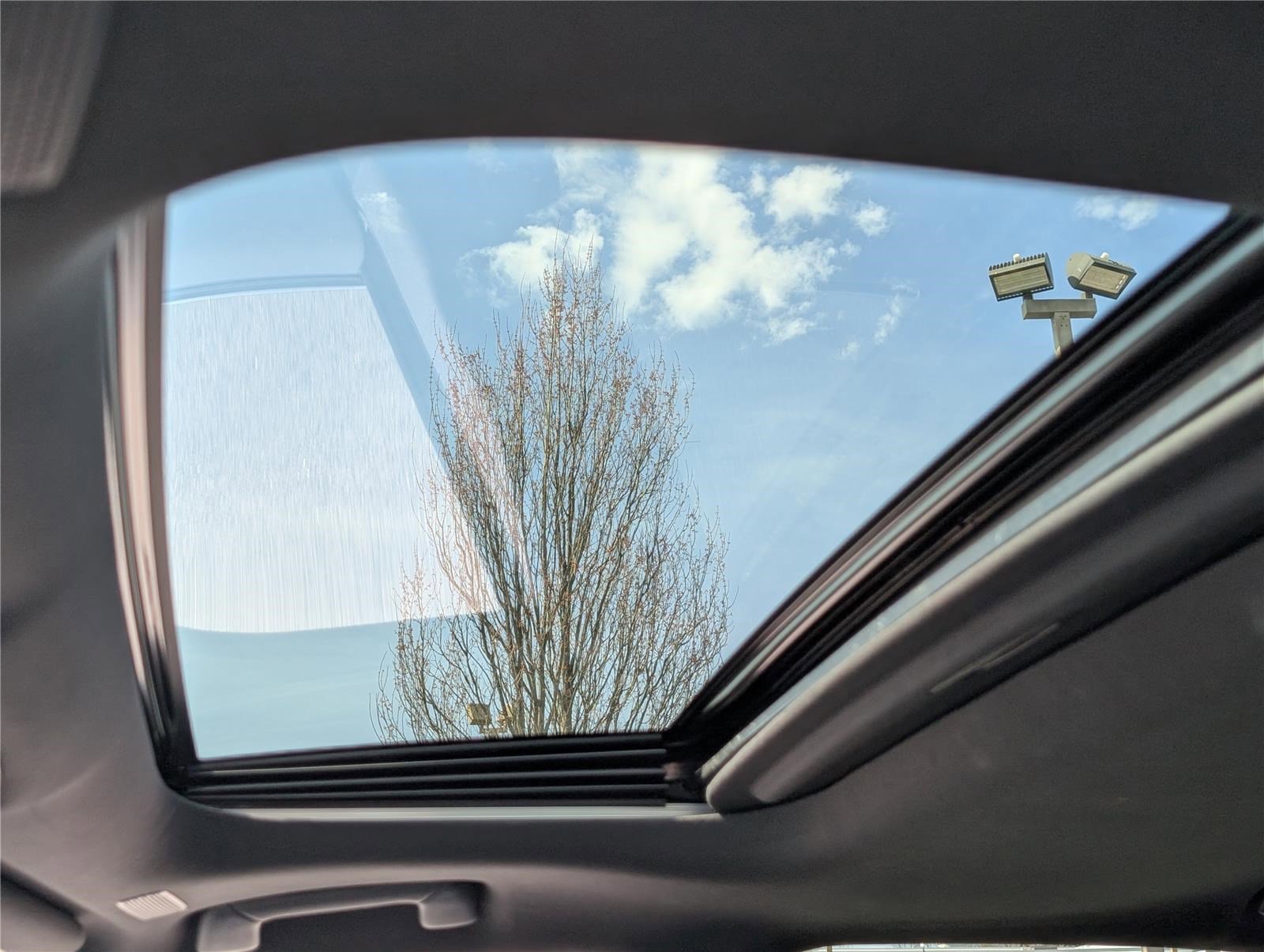 Used 2024 Lexus RX 350 Premium w/ Accessory Package (Z1) AWD/4WD image 19