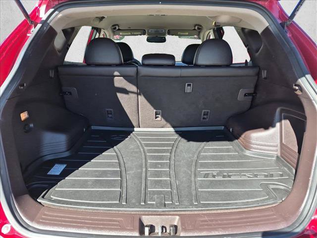 Used 2011 Hyundai Tucson GLS FWD image 6