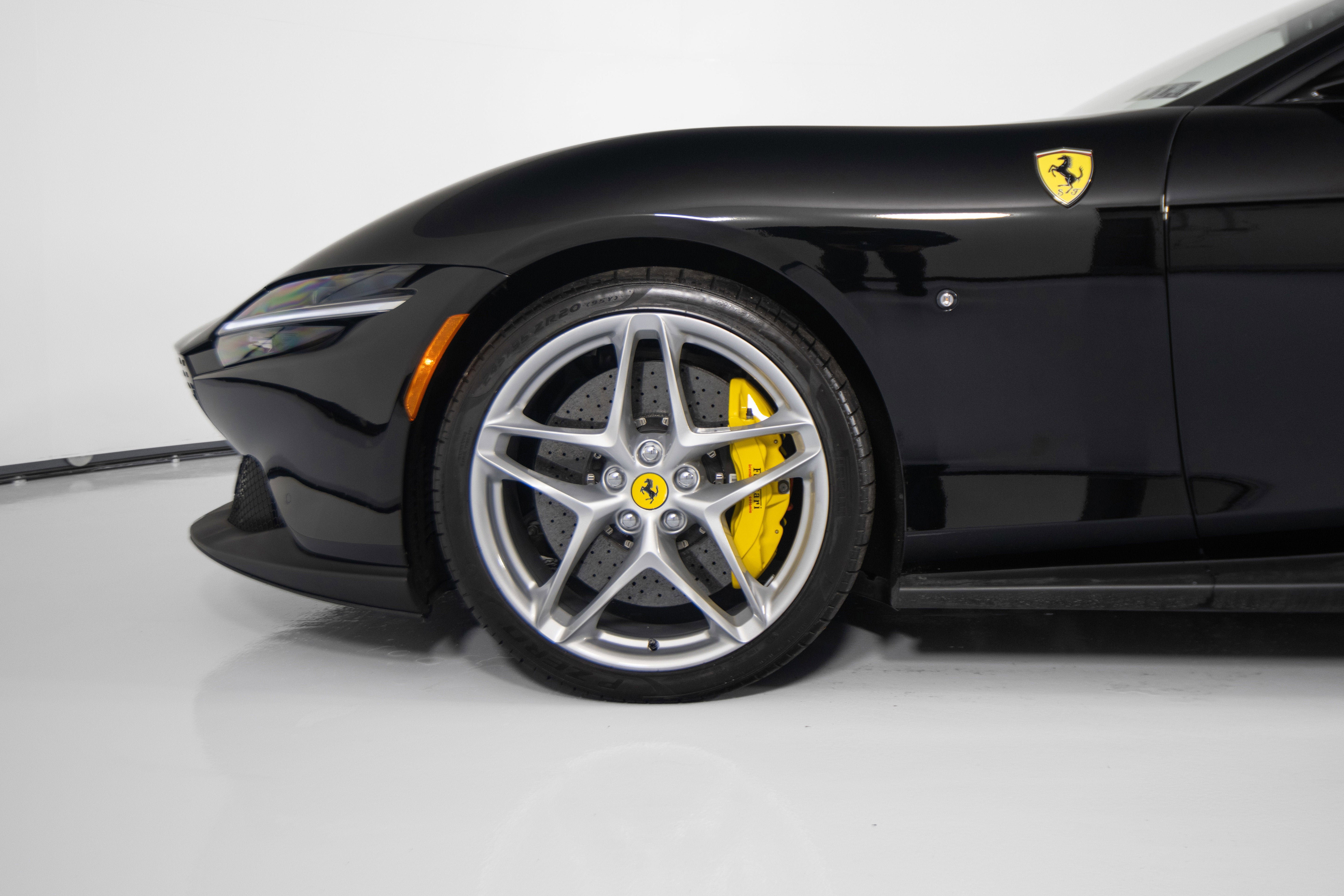 Certified 2022 Ferrari Roma RWD image 10