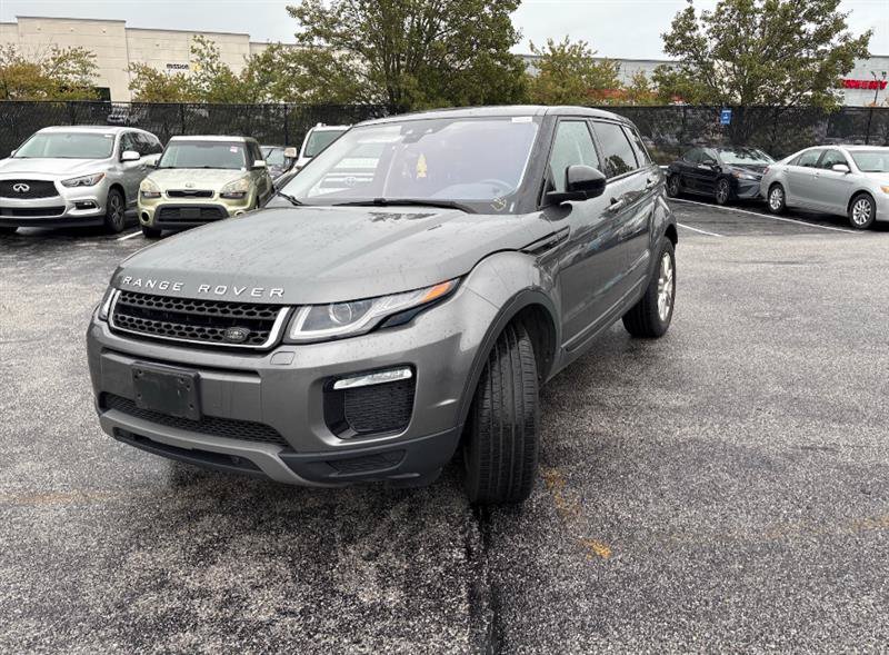 Used 2018 Land Rover Range Rover Evoque SE AWD/4WD image 4