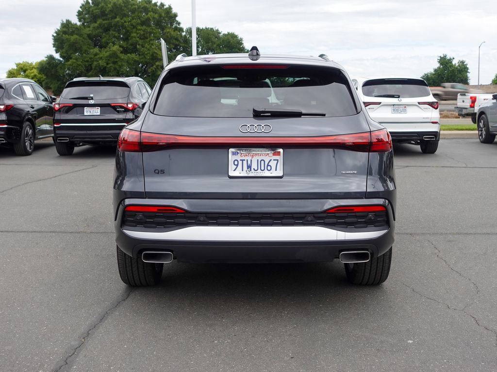 Used 2025 Audi Q5 Premium Plus w/ Premium Plus AWD/4WD image 8