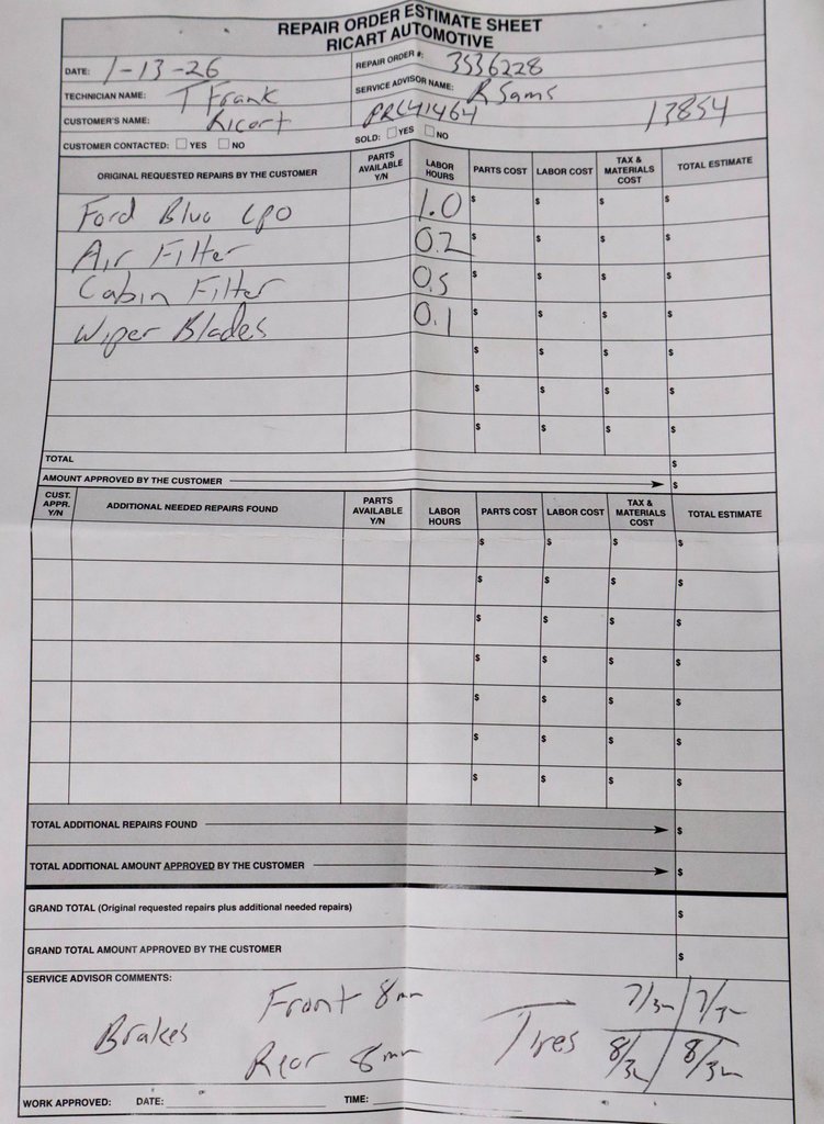 Used 2025 Toyota Corolla SE image 4