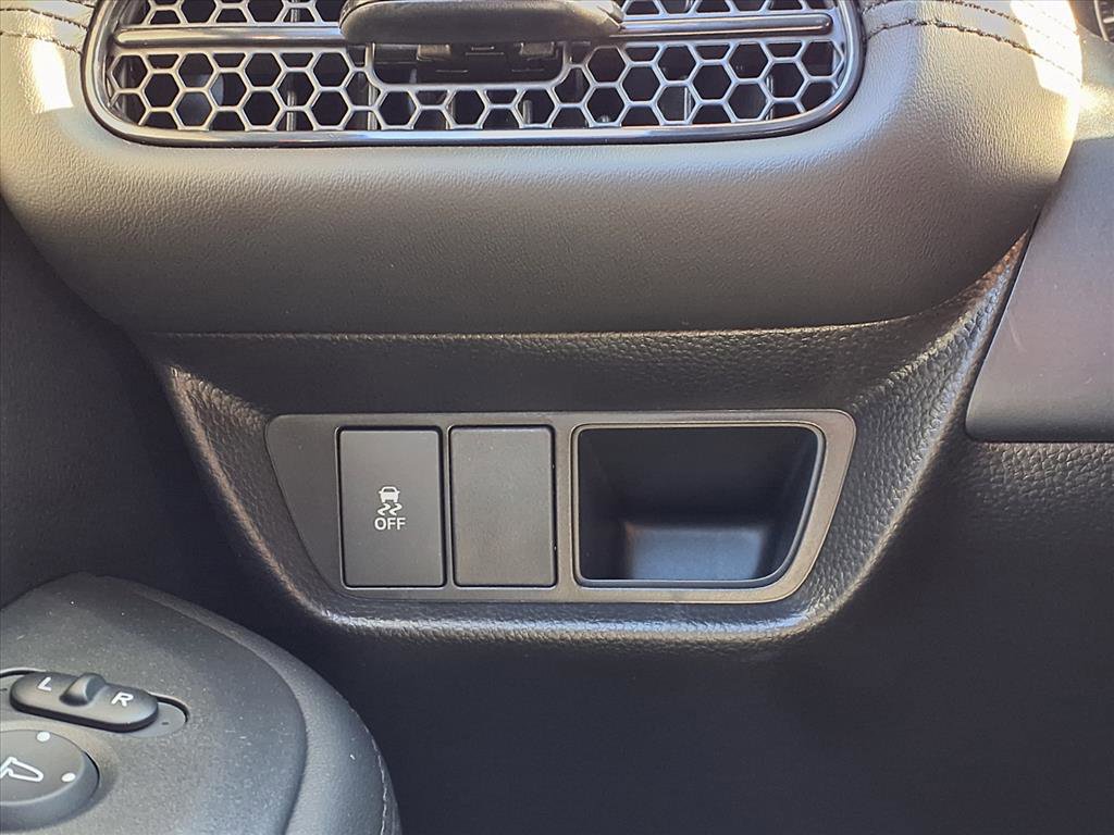 New 2026 Honda HR-V LX image 23