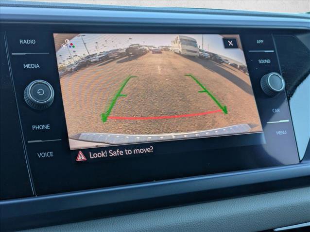 Used 2022 Volkswagen Taos SE image 14