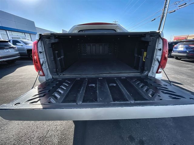 Used 2012 Cadillac Escalade EXT Premium image 25