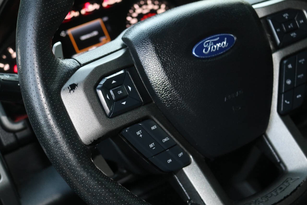 Used 2019 Ford F150 Raptor w/ Equipment Group 801A Mid image 40