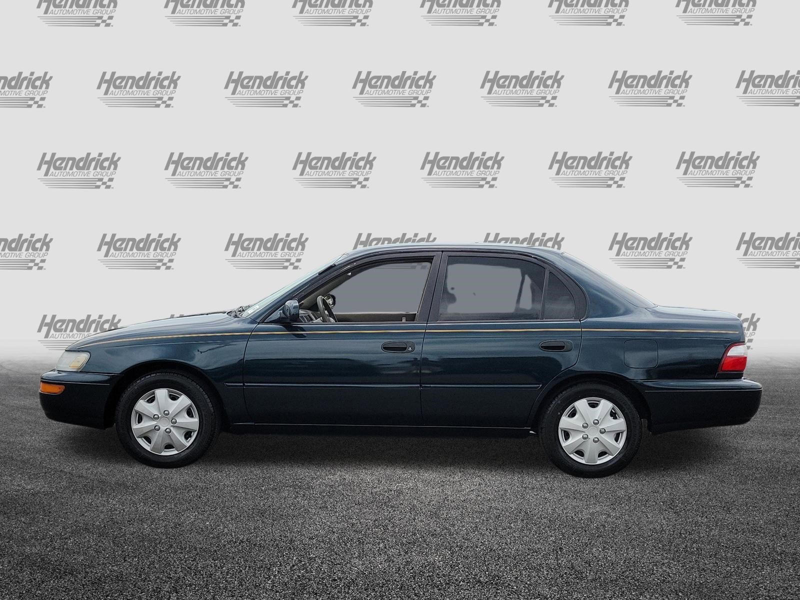Used 1996 Toyota Corolla DX FWD image 4