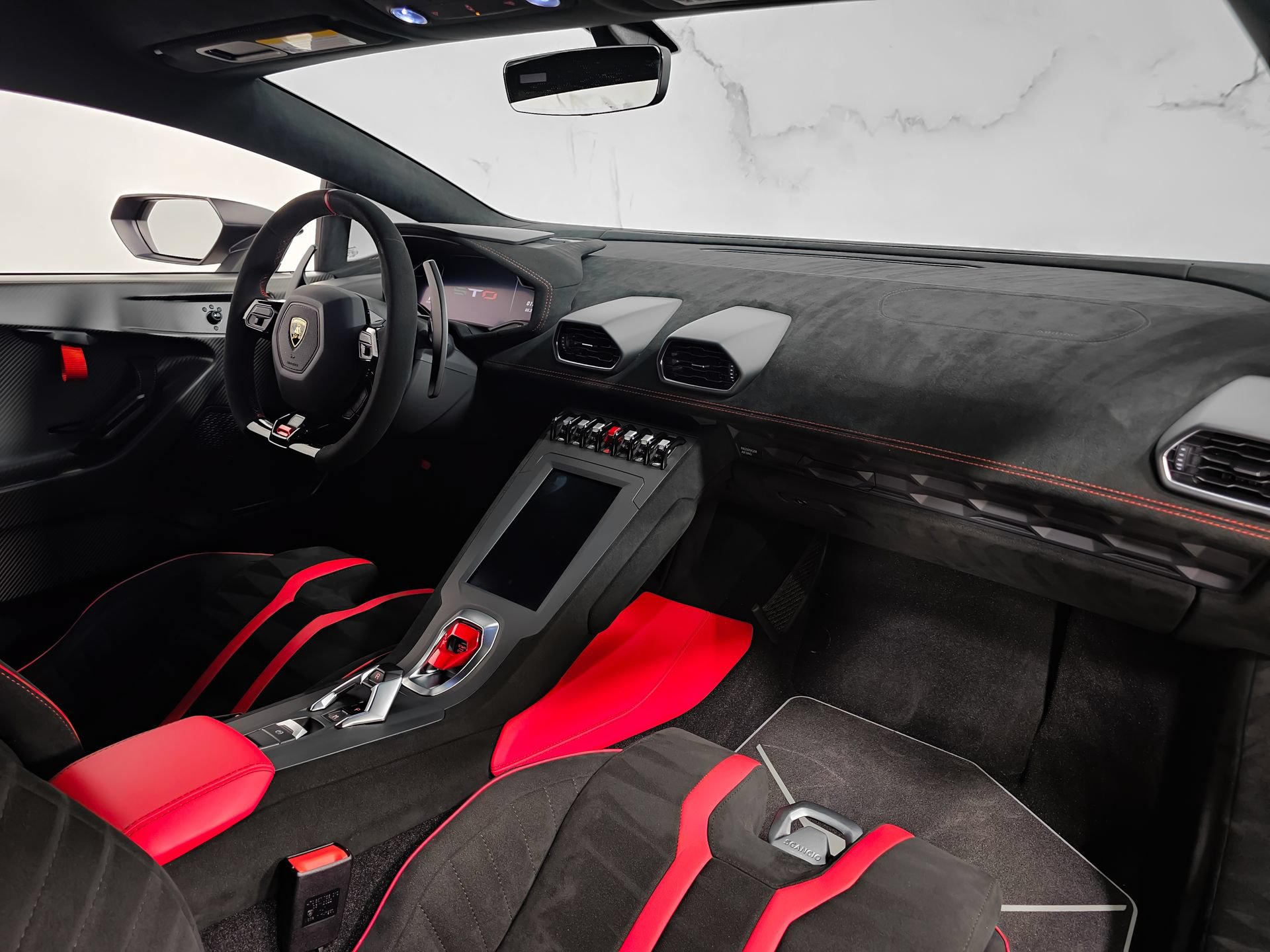 Used 2023 Lamborghini Huracan STO RWD image 32