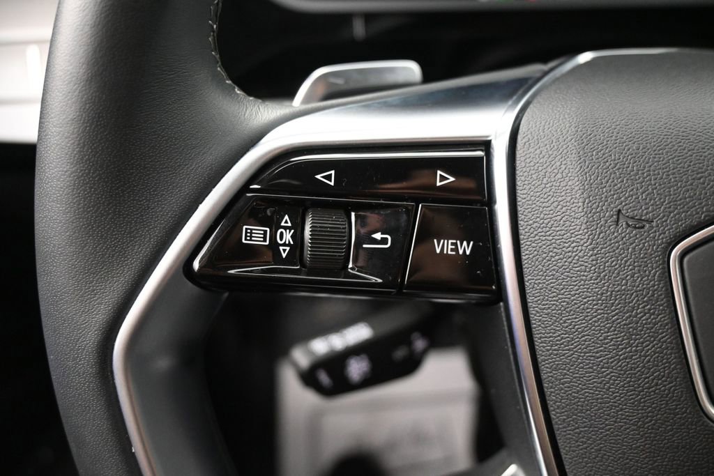 Used 2024 Audi Q8 e-tron Prestige w/ Prestige Package image 24