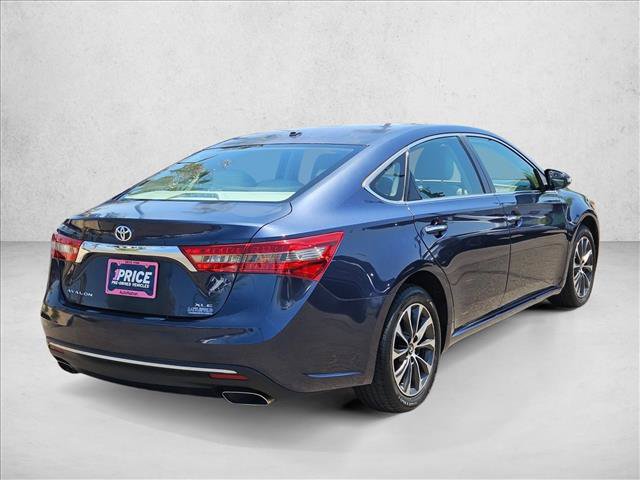 Used 2017 Toyota Avalon XLE Premium w/ All Weather Liner Package FWD image 5
