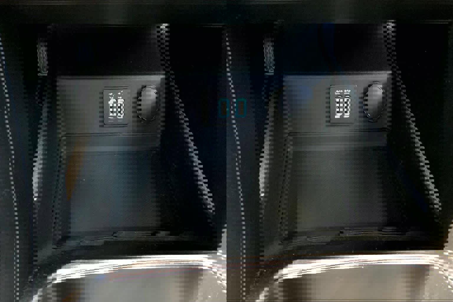 Used 2019 Ford Fusion Titanium AWD/4WD image 34