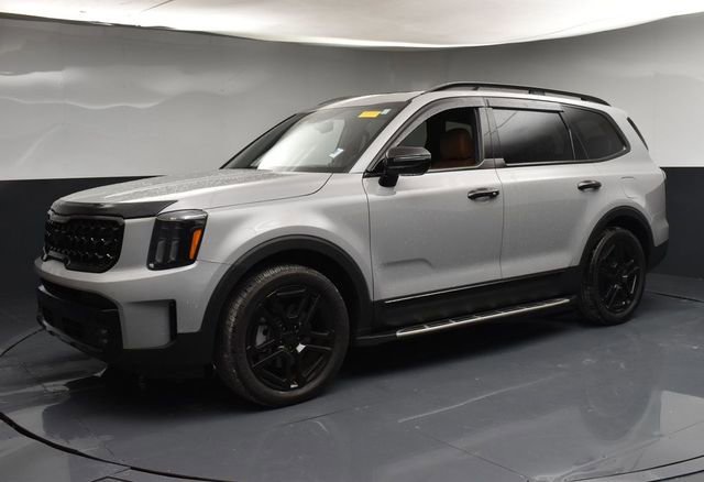 Certified 2025 Kia Telluride SX Prestige X-Line AWD/4WD image 4
