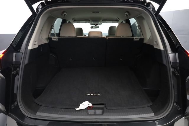 Used 2025 Nissan Rogue SV image 25