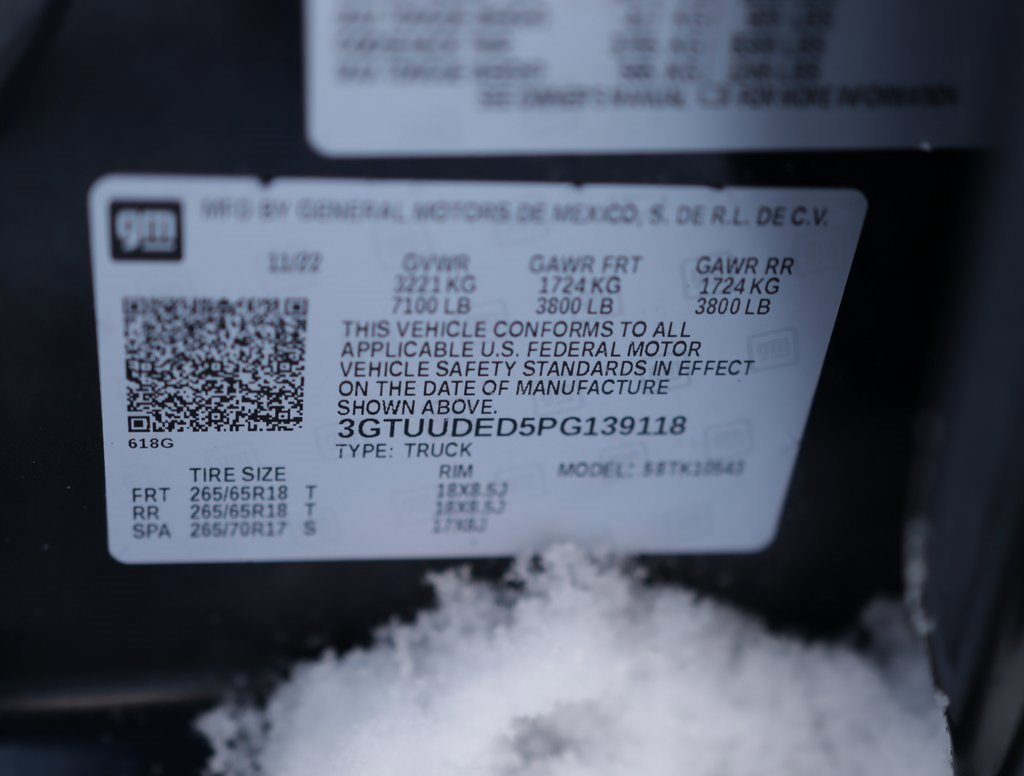 Used 2023 GMC Sierra 1500 SLT w/ SLT Convenience Package image 42