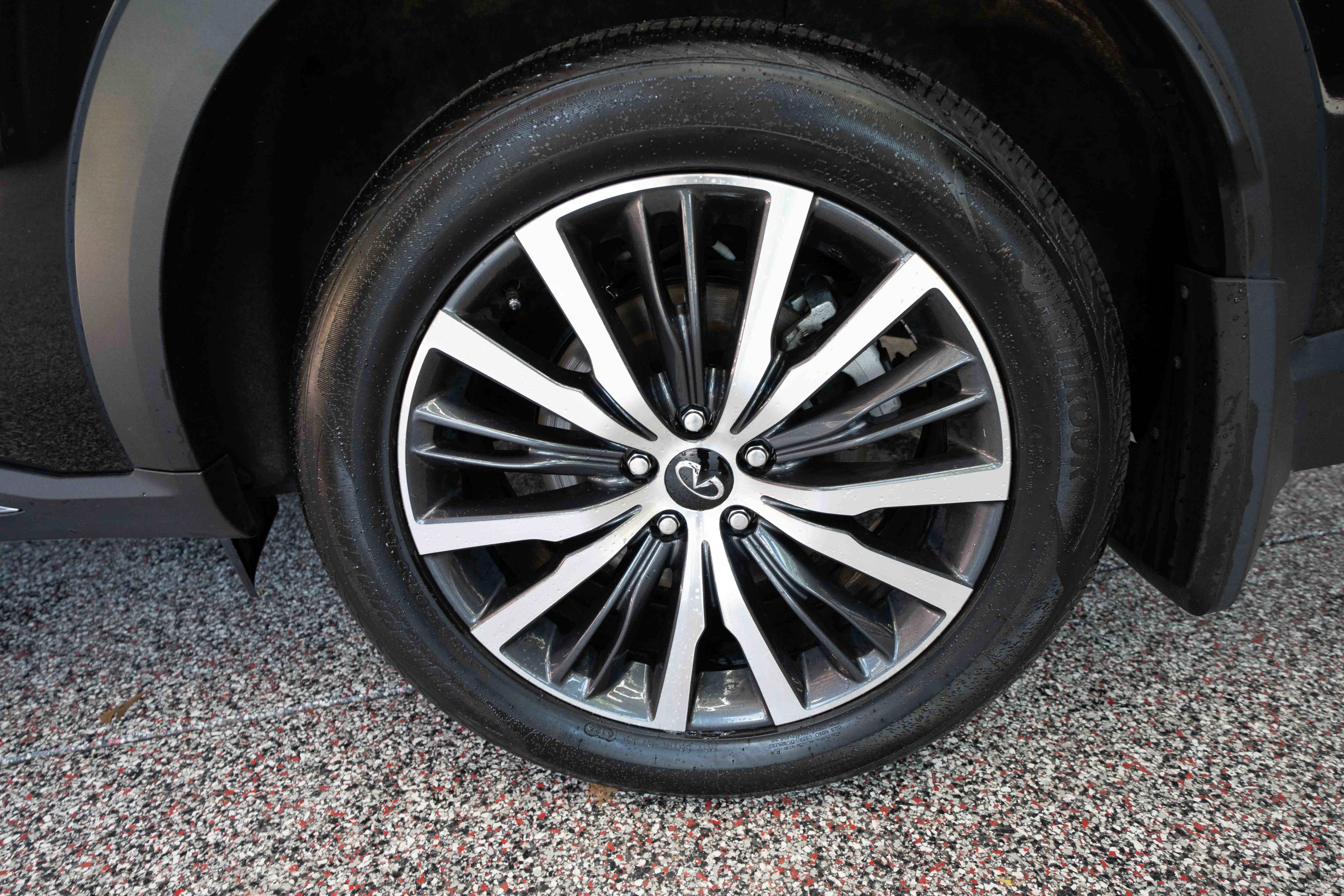 Used 2025 INFINITI QX60 Sensory w/ Vision Package image 30