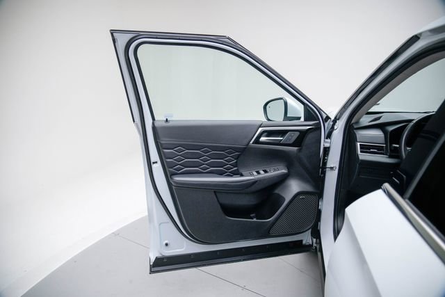 Used 2025 Mitsubishi Outlander SEL image 22