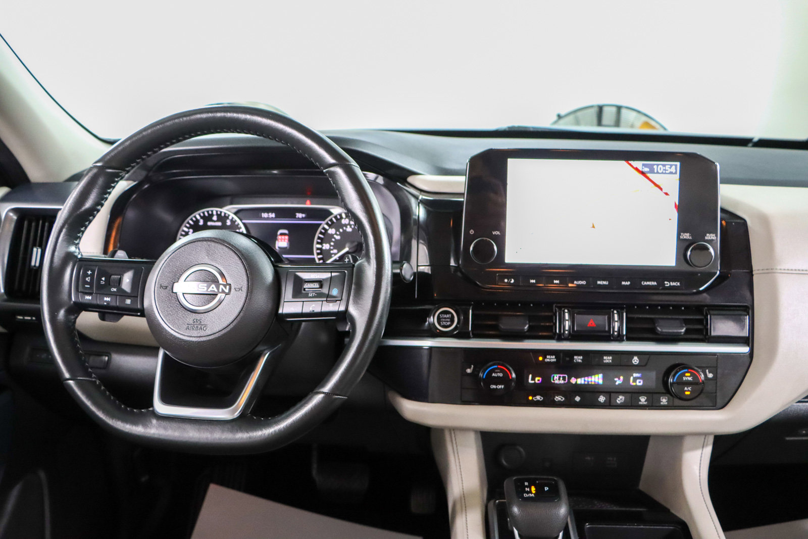 Used 2023 Nissan Pathfinder SL FWD image 17