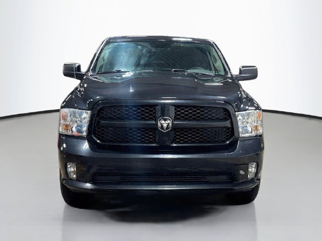 Used 2018 RAM 1500 Express w/ Express Value Package AWD/4WD image 3