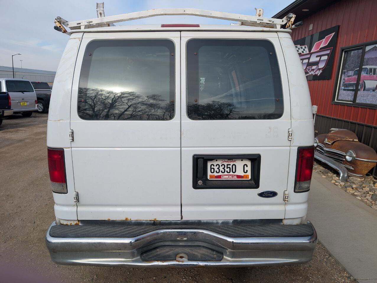 Used 2010 Ford E-250 and Econoline 250 RWD image 6