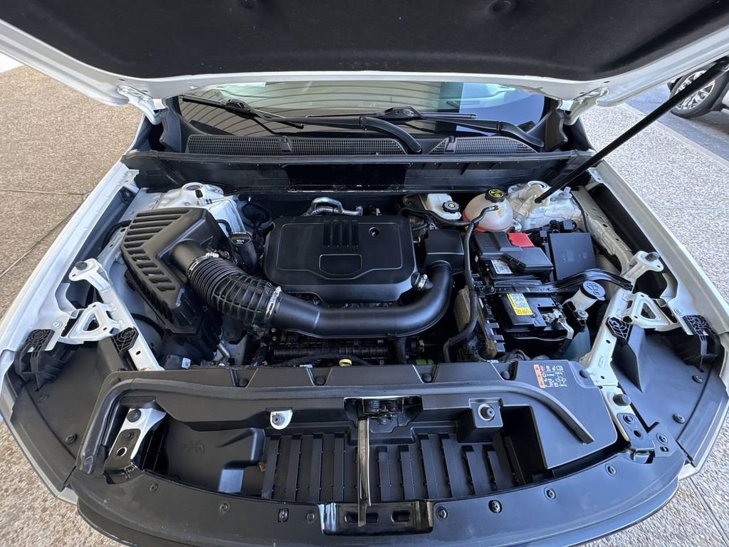 Certified 2023 GMC Acadia SLT w/ Elevation Edition image 31