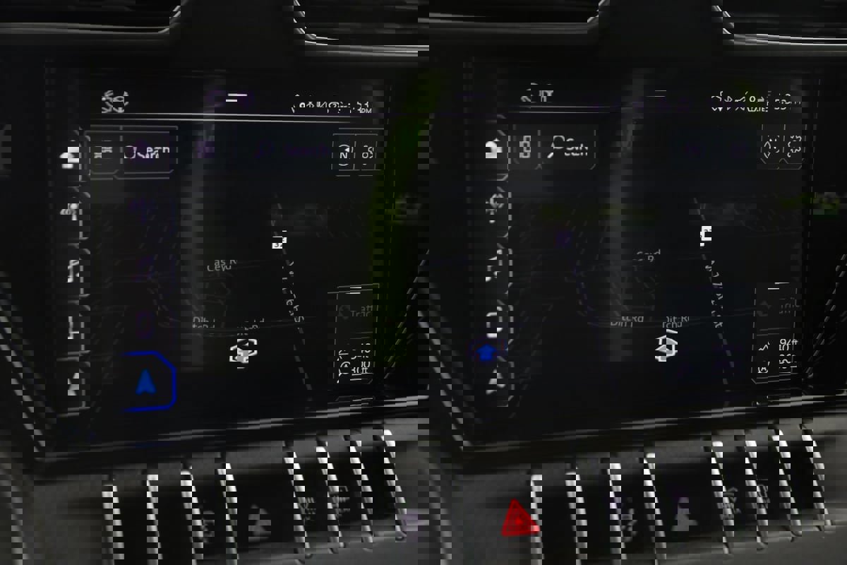 Used 2022 Lamborghini Urus image 9