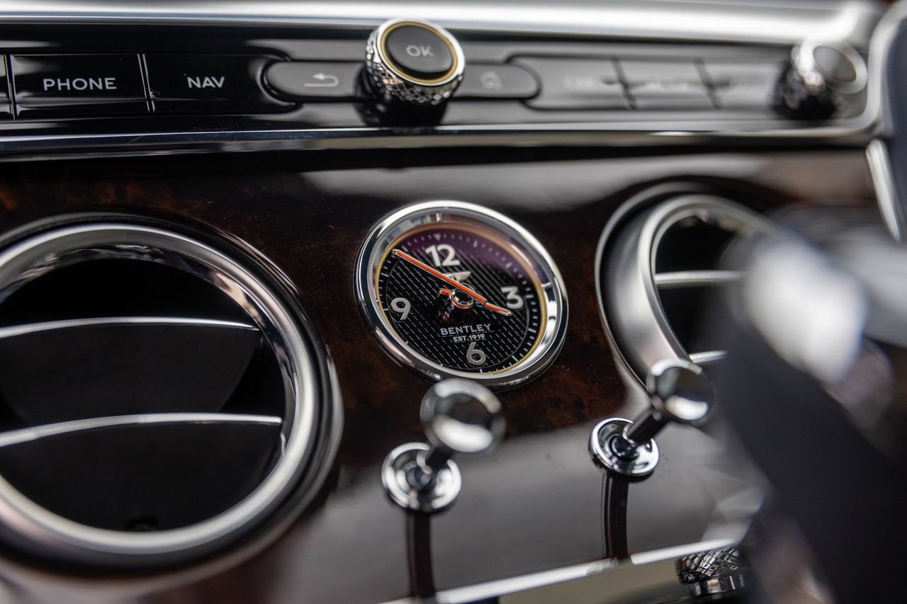 Used 2023 Bentley Continental GT Mulliner AWD/4WD image 42