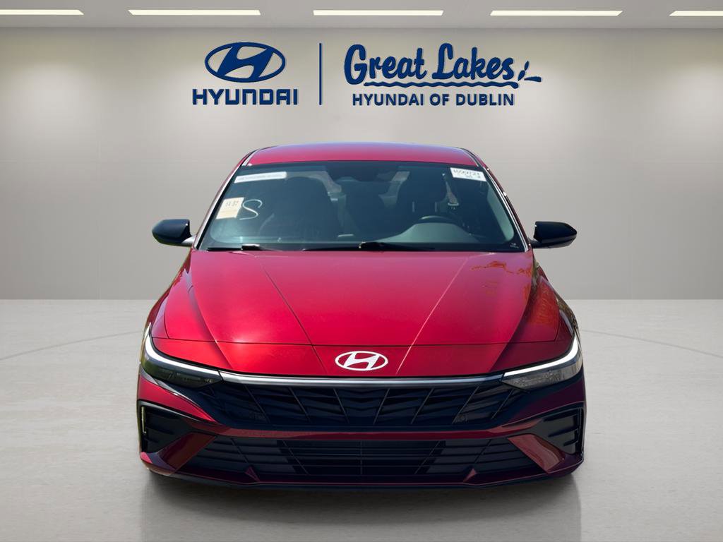 Used 2025 Hyundai Elantra Sport FWD image 8