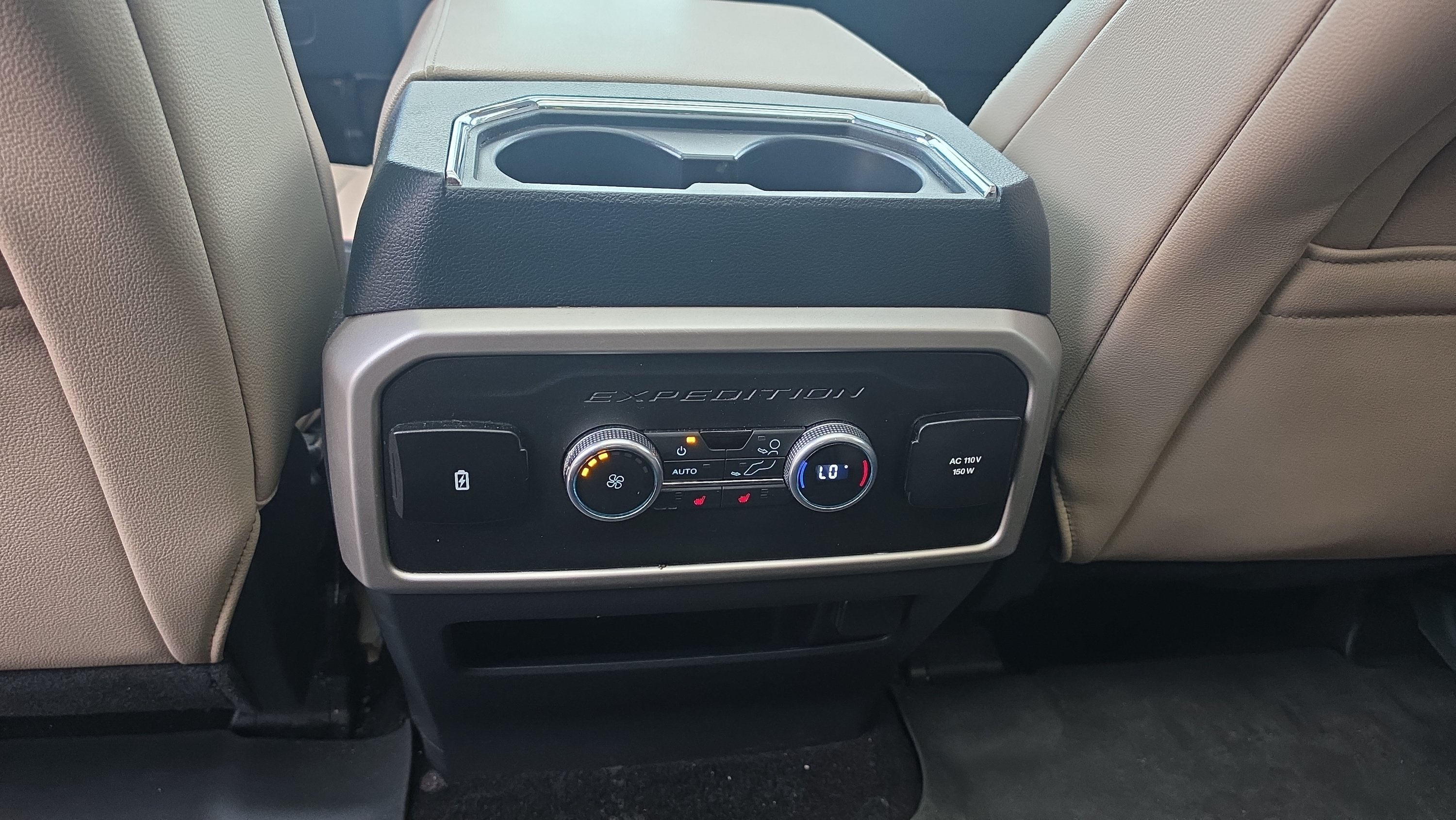 Used 2022 Ford Expedition Limited AWD/4WD image 23