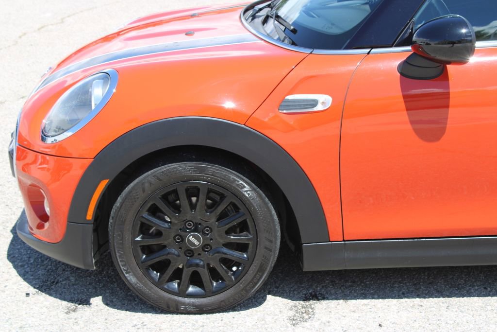 Used 2019 MINI Cooper Convertible w/ Signature Upholstery Package image 7