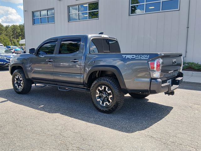 Used 2022 Toyota Tacoma TRD Off-Road w/ Technology Package AWD/4WD image 2